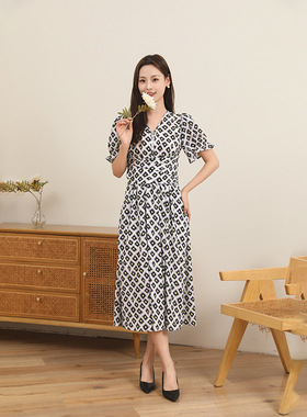 现货速发-高端新品PG DVF紫芋恋高腰显瘦复古紫色花苞连衣裙法式