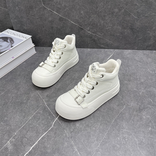 真皮厚底小白鞋女2025冬季新款加绒保暖牛皮百搭圆头系带高帮板鞋