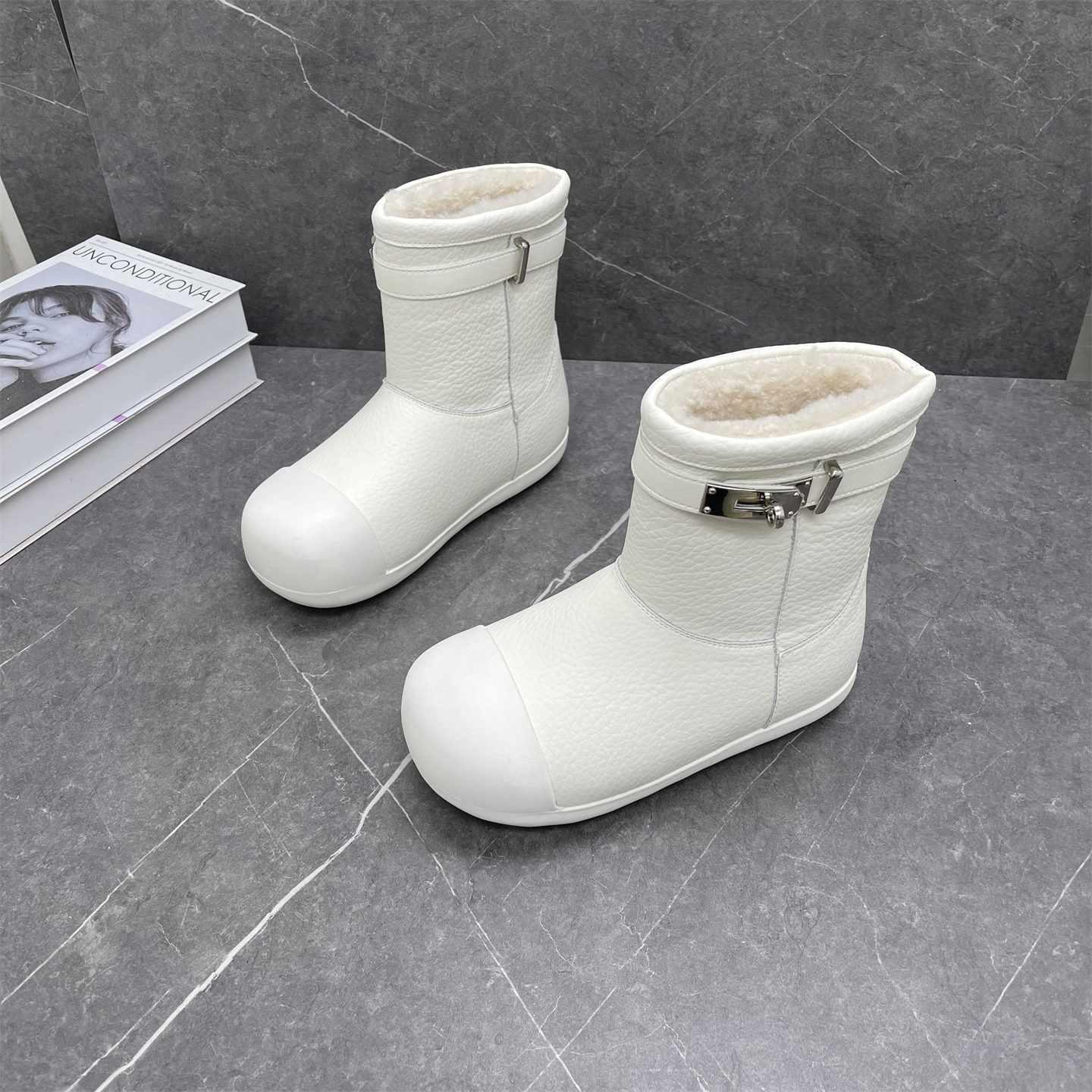 真皮羊毛保暖雪地靴女2025年冬季