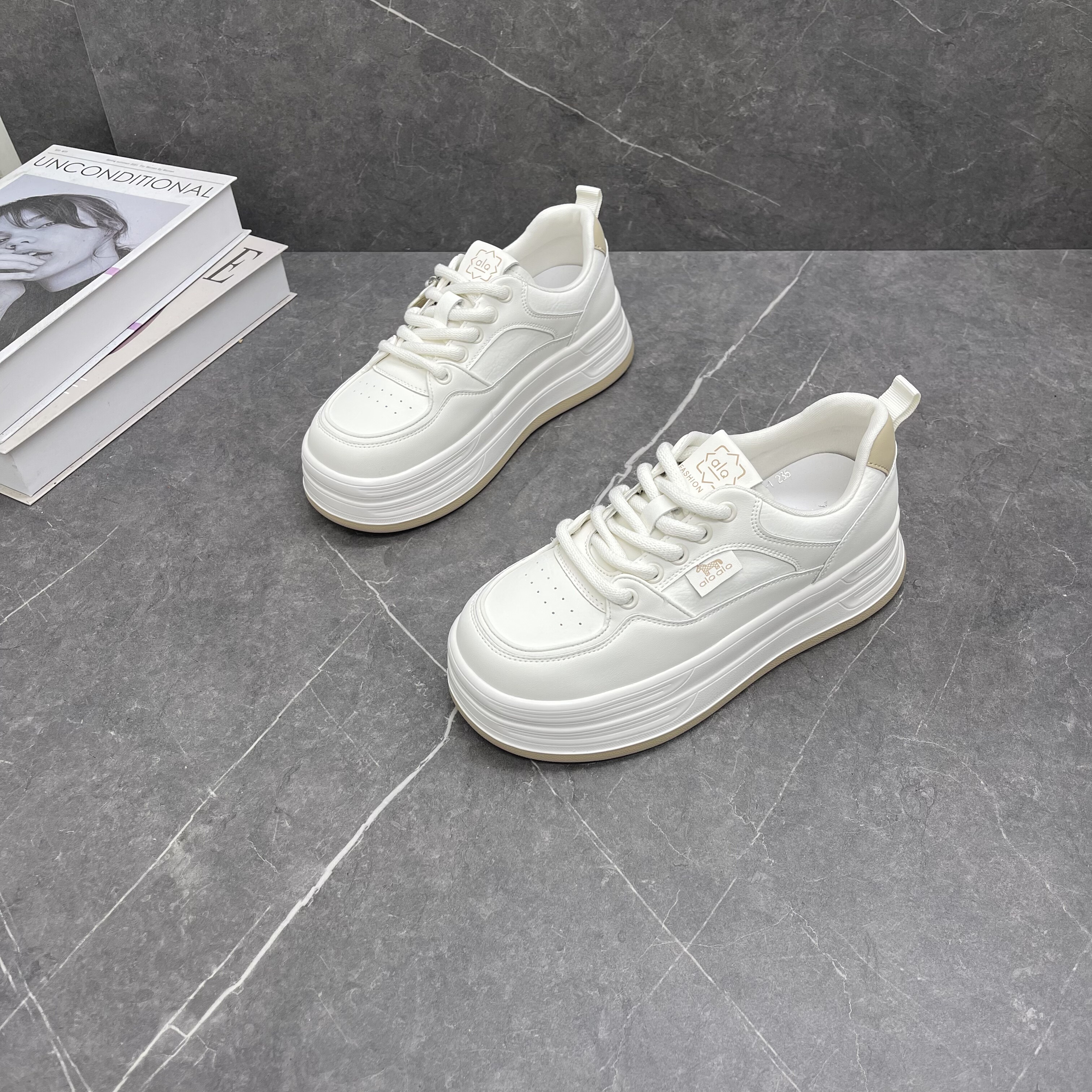 真皮厚底增高小白鞋女2026年春季新款轻便百搭系带运动休闲板鞋潮,女鞋,时尚休闲鞋,淘宝优惠券,粉丝福利购,淘宝优惠卷