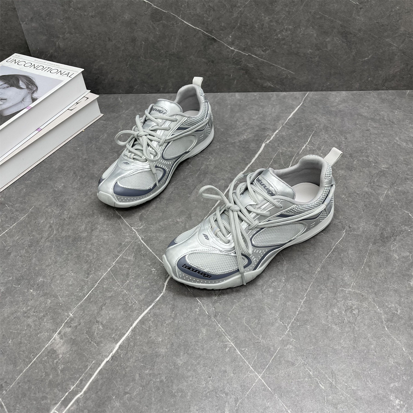 真皮休闲德训鞋2026春季新款时尚网面透气休闲运动鞋轻便百搭女鞋