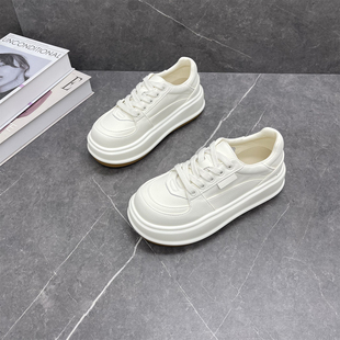 舒适百搭休闲面包鞋 运动板鞋 女2026春新款 真皮大头丑萌厚底小白鞋