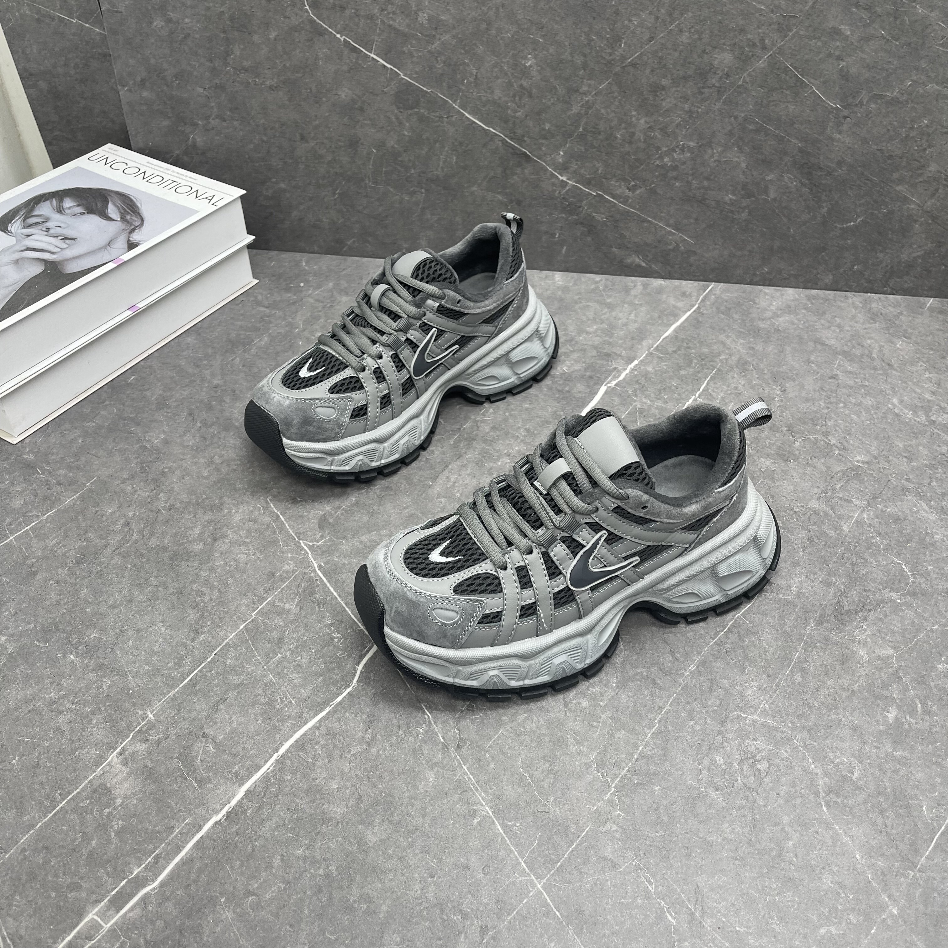 真皮复古加绒老爹鞋女2025年冬季新款厚底增高百搭舒适休闲运动鞋