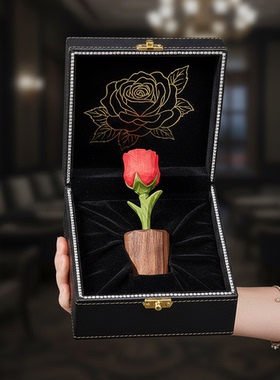 轻奢木质玫瑰花摆件礼盒情人节