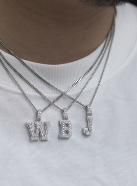 WBJ定制珠宝小字母数字定制吊坠银饰S925银镀金 满镶嵌小吊坠项链
