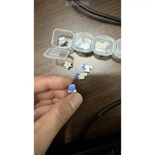 议价S8030主板 m2卡扣 原装卡扣8036卡扣