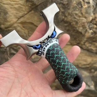 440c不锈钢曲柄四代龙齿恶魔扁皮弹弓8020 9025户外精准竞技威力