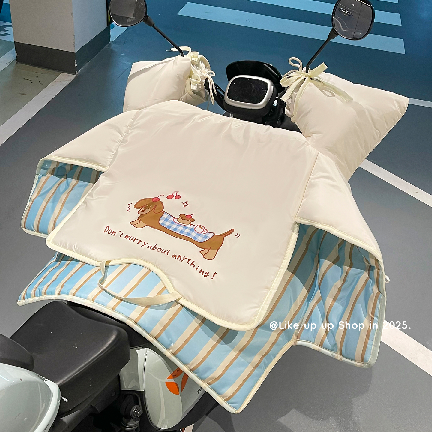 高颜值电动车挡风被电瓶车摩托上班骑行加厚防水秋冬款保暖防风罩