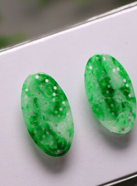 #6560飘辣绿天然A货翡翠镂空椭圆形耳坠花片 古钱币龙纹