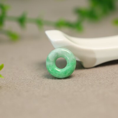 飘阳绿缅甸天然A货翡翠平安扣