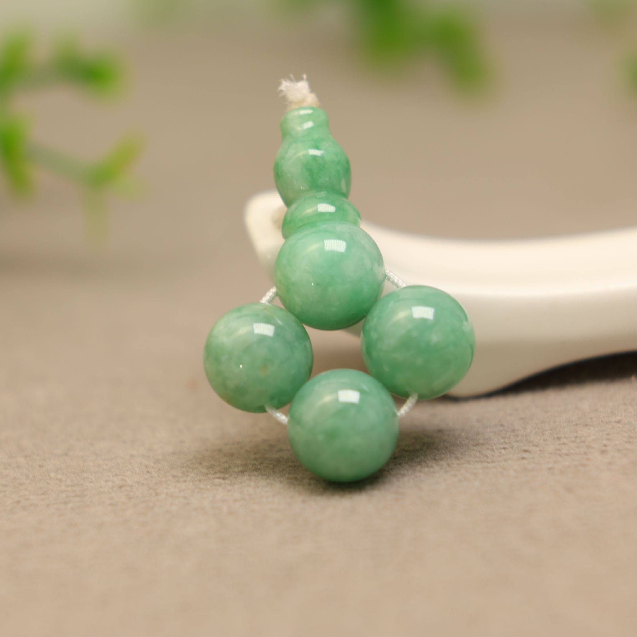 天然A货翡翠素面珠子三通佛头