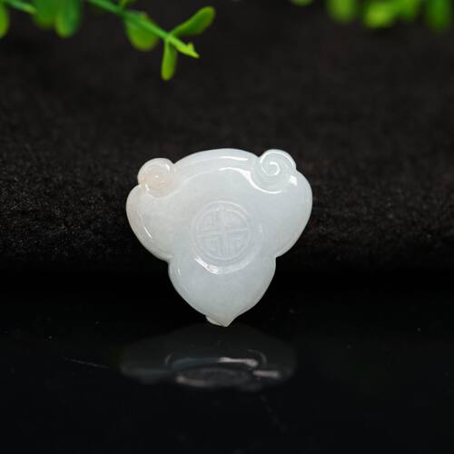 天然A货翡翠团寿如意锁吊坠