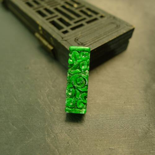 缅甸天然A货翡翠雕花路路通桶珠