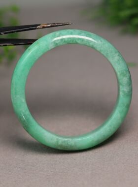 #H426糯种满绿天然A货翡翠手镯 55MM圈口正圈手镯