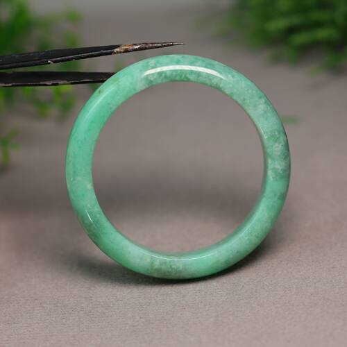 糯种满绿天然A货翡翠手镯