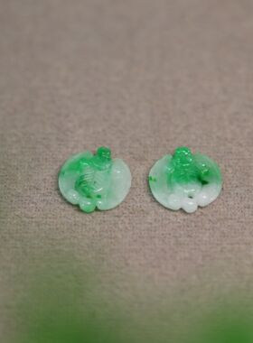 #K982一对飘阳绿缅甸天然A货翡翠雕花蝙蝠戒面