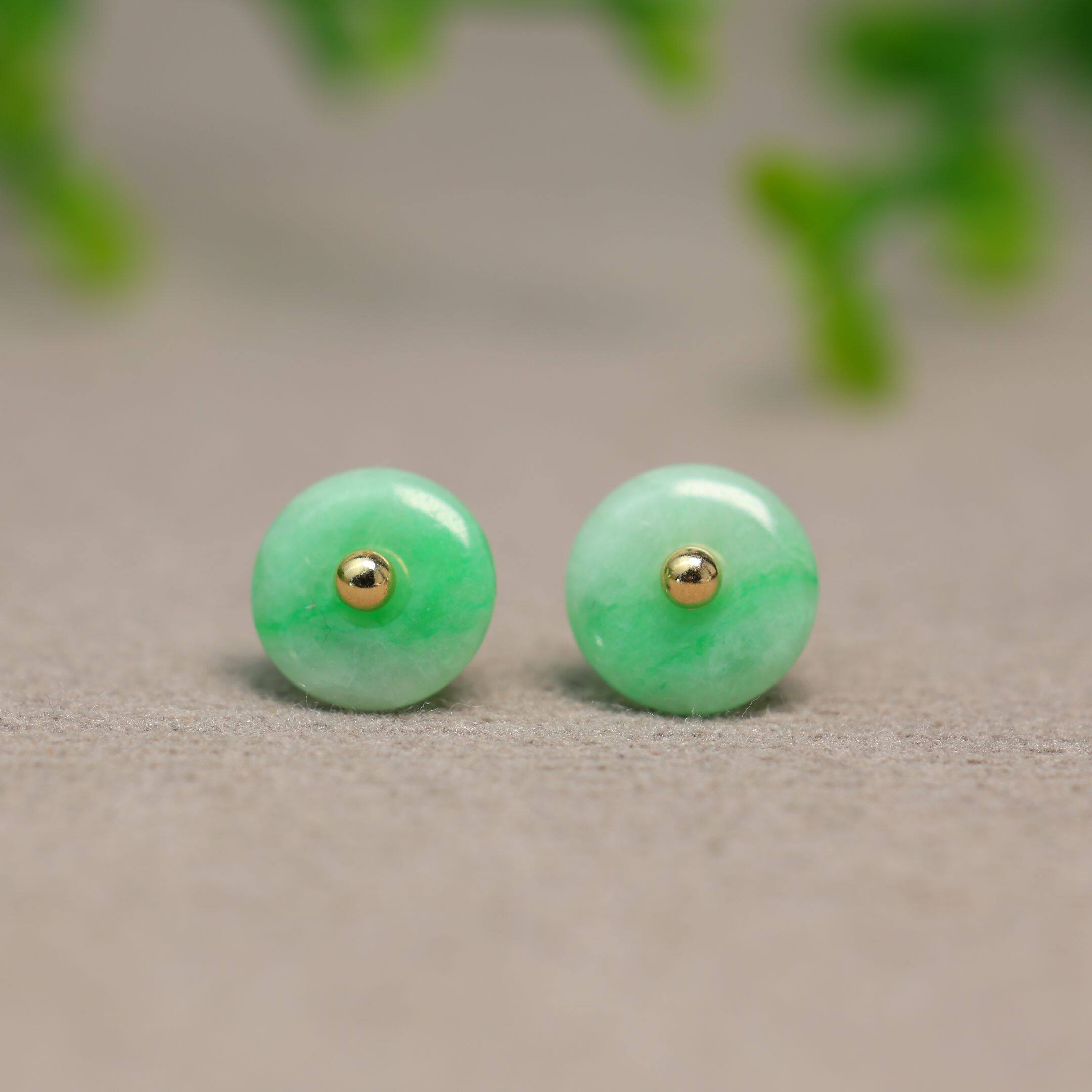 #F861 18K金耳针镶嵌冰糯种飘阳绿天然A货翡翠平安扣耳钉
