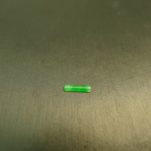 阳绿缅甸天然A货翡翠柱条戒面