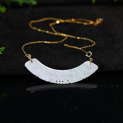 翡翠玉璜龙勾锁骨链吊坠