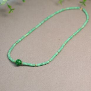 L325一条辣绿翡翠团寿龙纹圆珠搭配冰阳绿翡翠算盘珠子锁骨项链