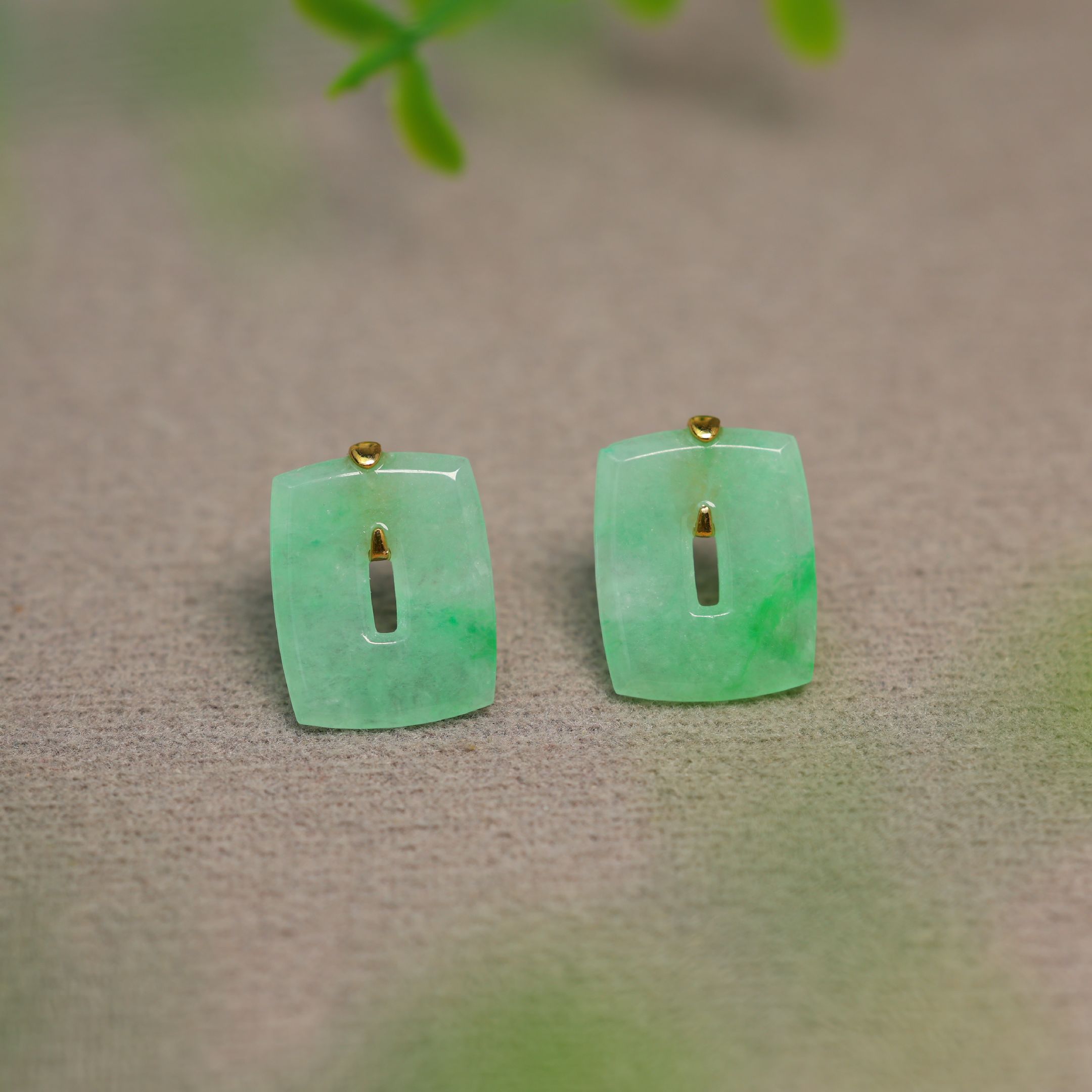 缅甸天然A货翡翠方糖福贝耳钉