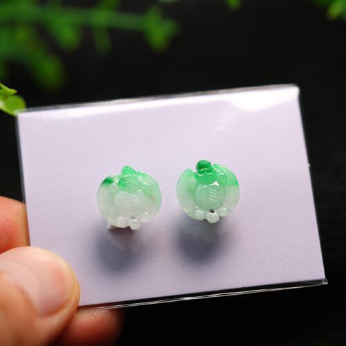缅甸天然A货翡翠蝙蝠耳坠花片