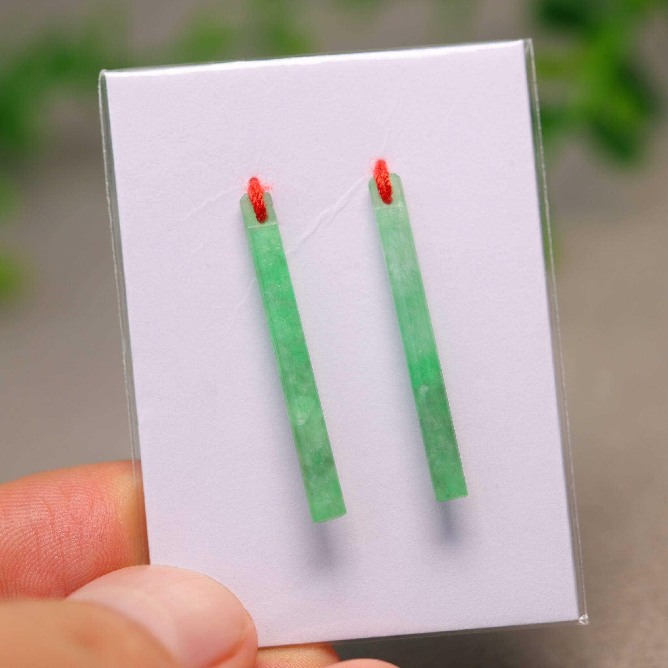 冰种阳绿缅甸天然A货翡翠翎管