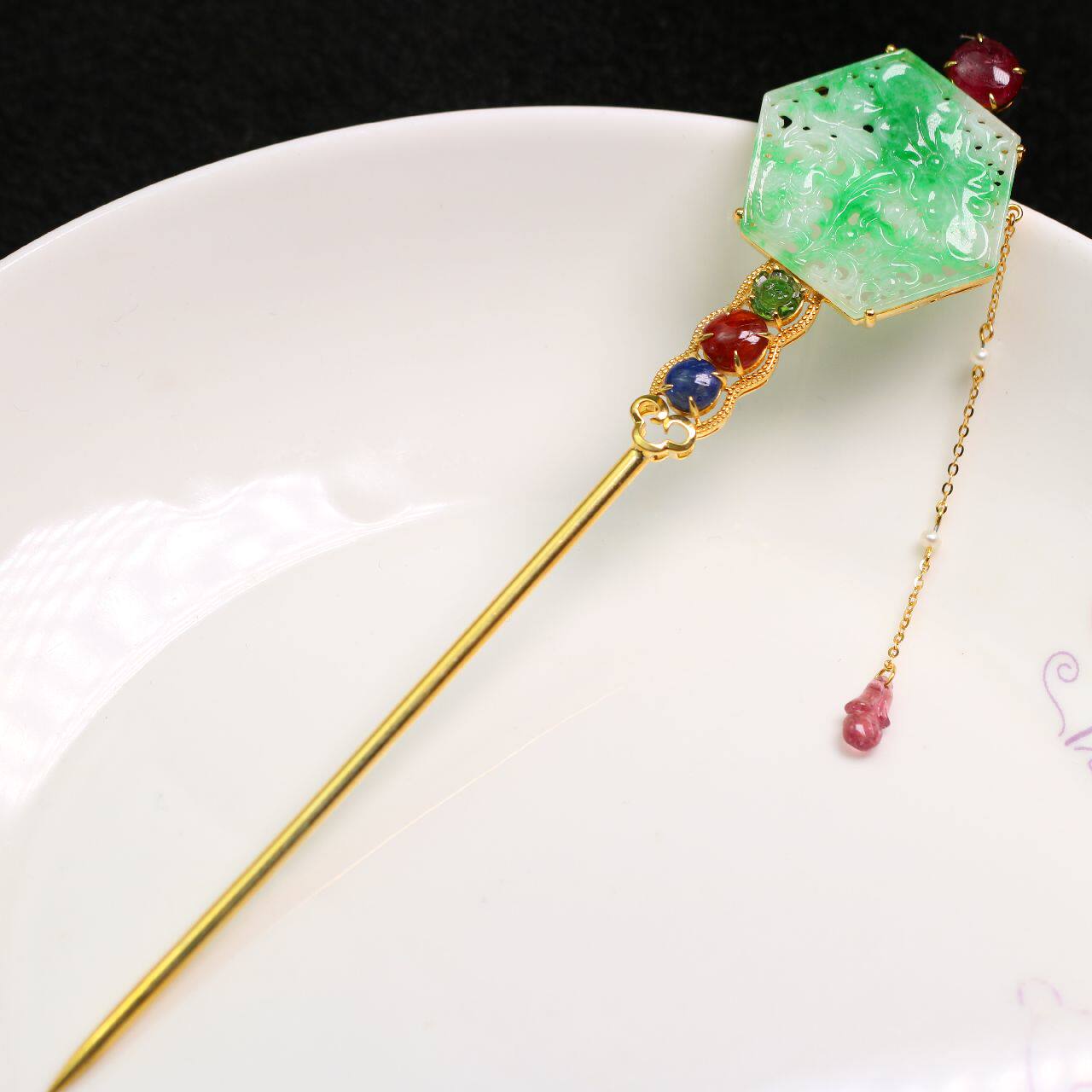 #2559银鎏金加红蓝宝石镶嵌飘阳绿天然A货翡翠雕花荷叶鱼簪子发簪