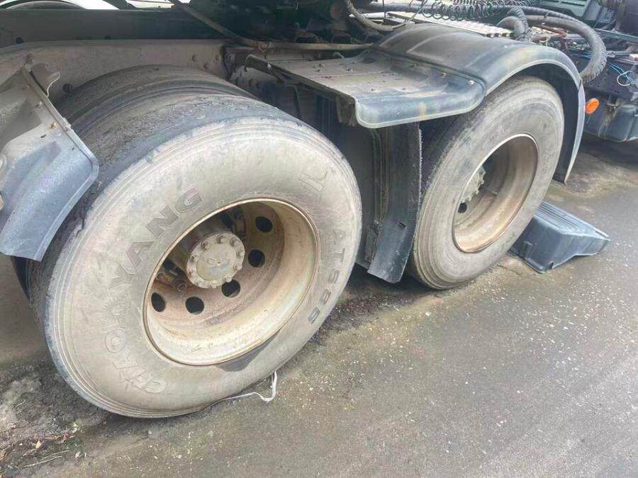 5月16日柳州市车牌号为桂BY3088的乘龙牌重型半挂牵引车网络拍卖公告