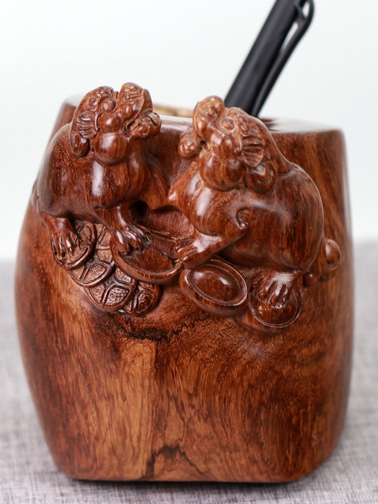 艺中堂正品海南黄花梨紫油梨木雕客厅摆件貔貅笔筒红木纯手工艺品