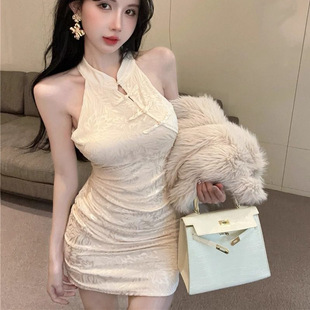 夏季新中式挂脖旗袍款盘扣连衣裙女小个子显高收腰辣妹风包臀短裙