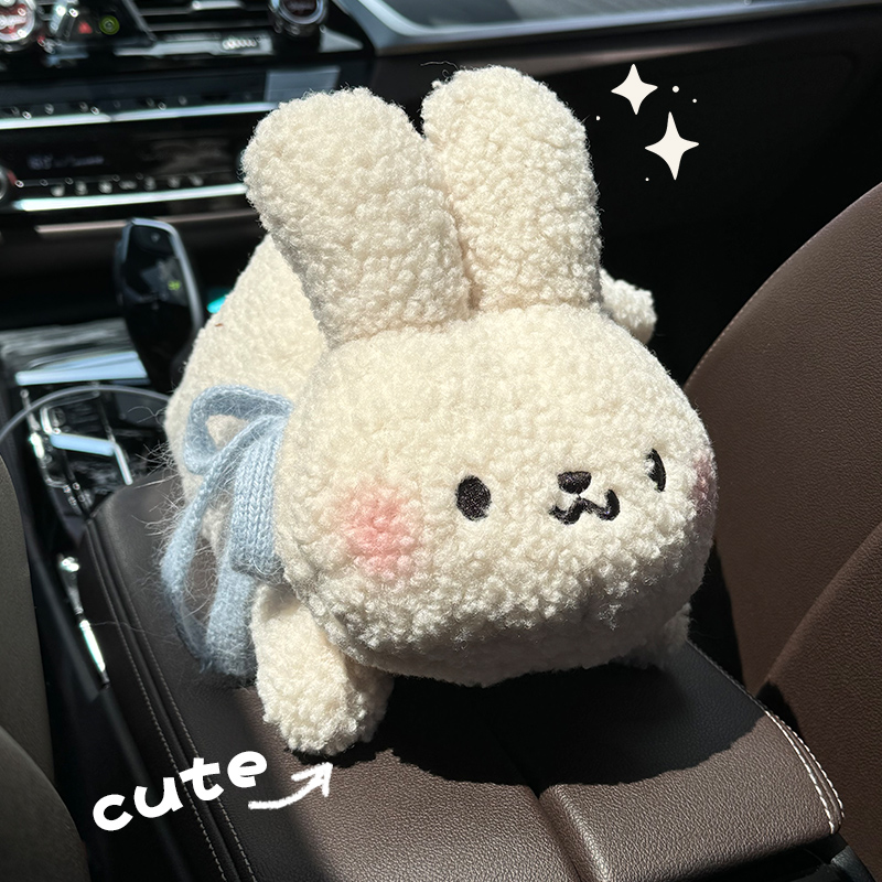 车载扶手箱纸巾盒毛绒卡通可爱创意椅背悬挂式抽纸盒车内装饰用品