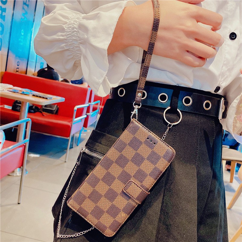 苹果15经典格子款支架皮套挂绳