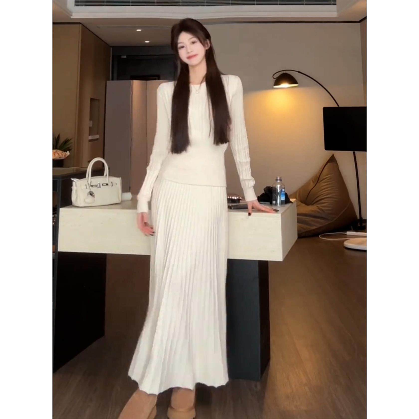 2025新款大方得体针织长袖连衣裙子女秋冬季内搭毛衣套装收腰长裙,个性定制/设计服务/DIY,棉服工装,淘宝优惠券,粉丝福利购,淘宝优惠卷