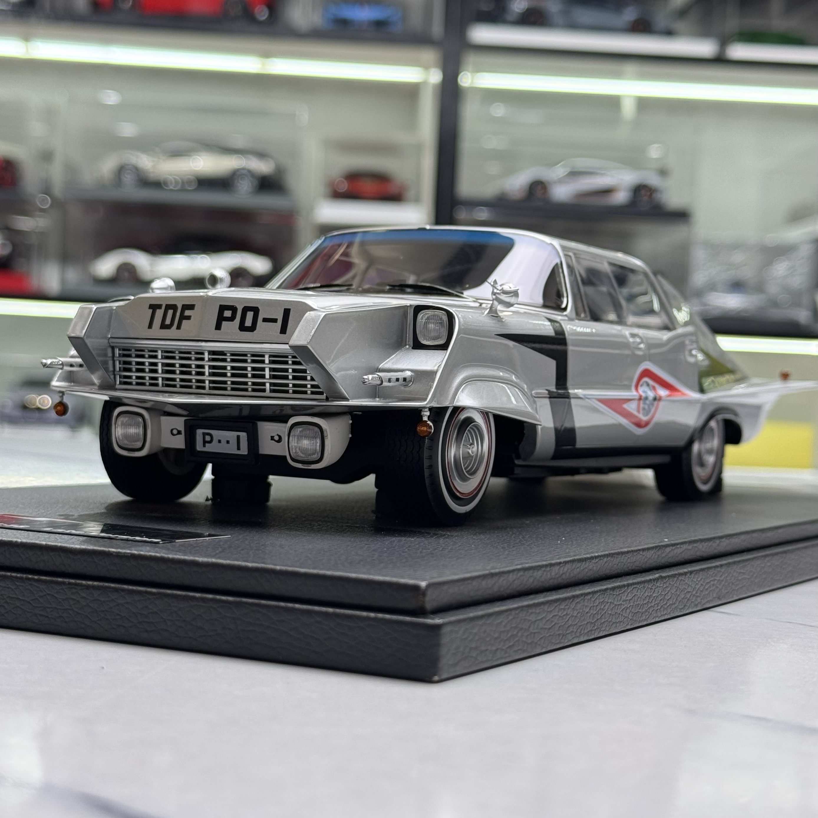 AMIE 1:18 赛文奥特曼 TDF PO 1 警备队西部ver 正版 树脂车模