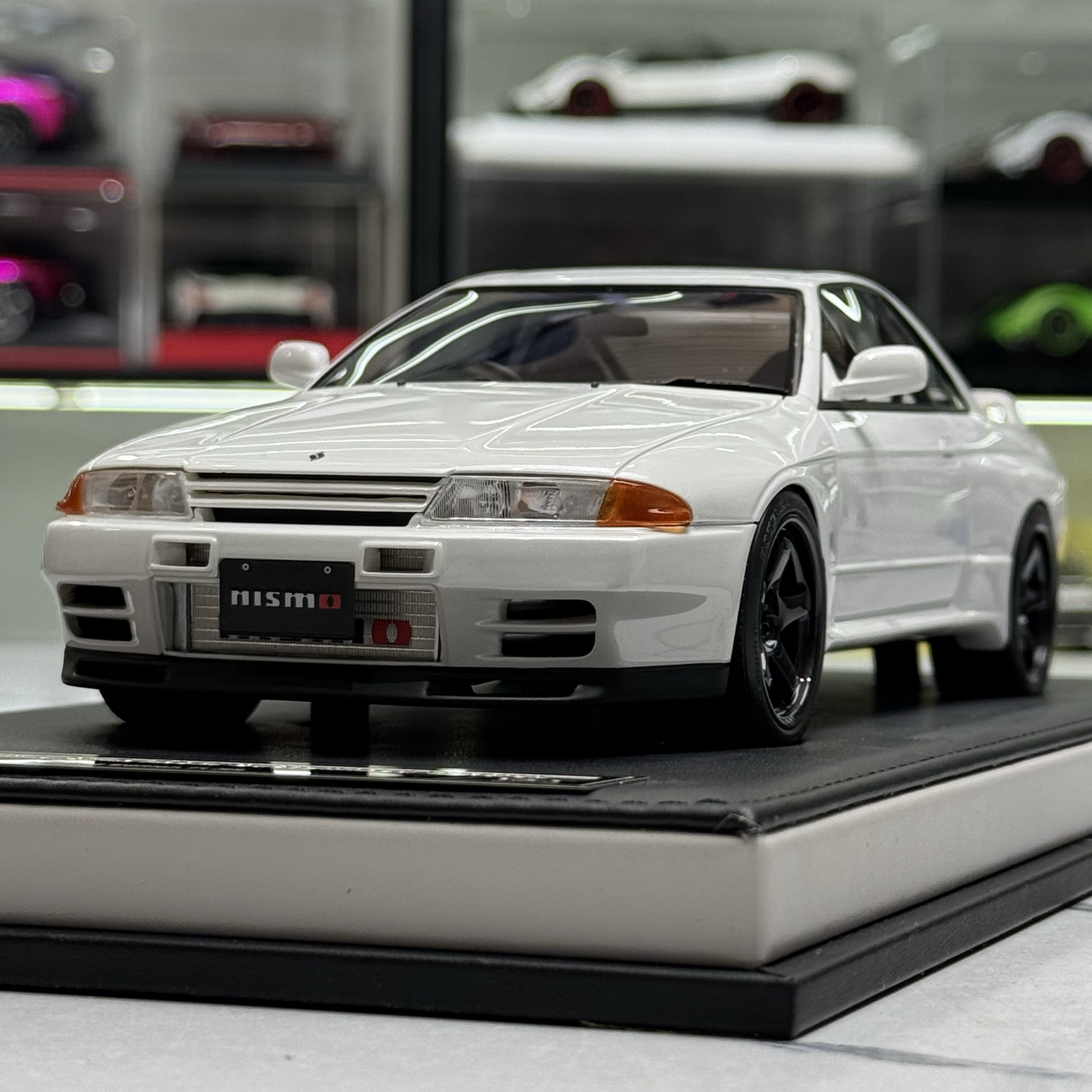 MOTORHELIX 1/18 尼桑Nissan Skyline GT-R (R32)  树脂汽车模型