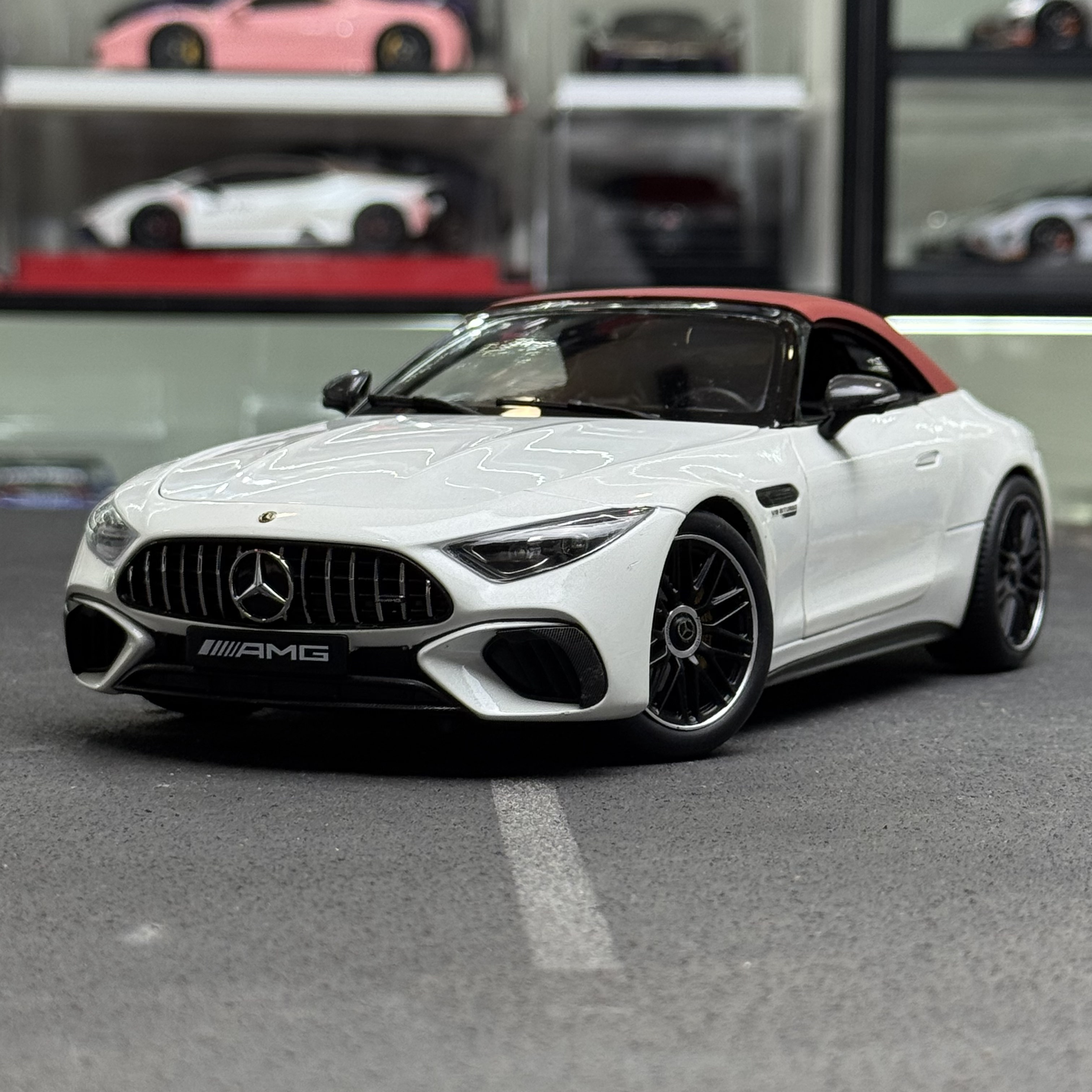 iScale 1/18 奔驰 AMG SL63(R232)  合金汽车模型仿真全开礼品