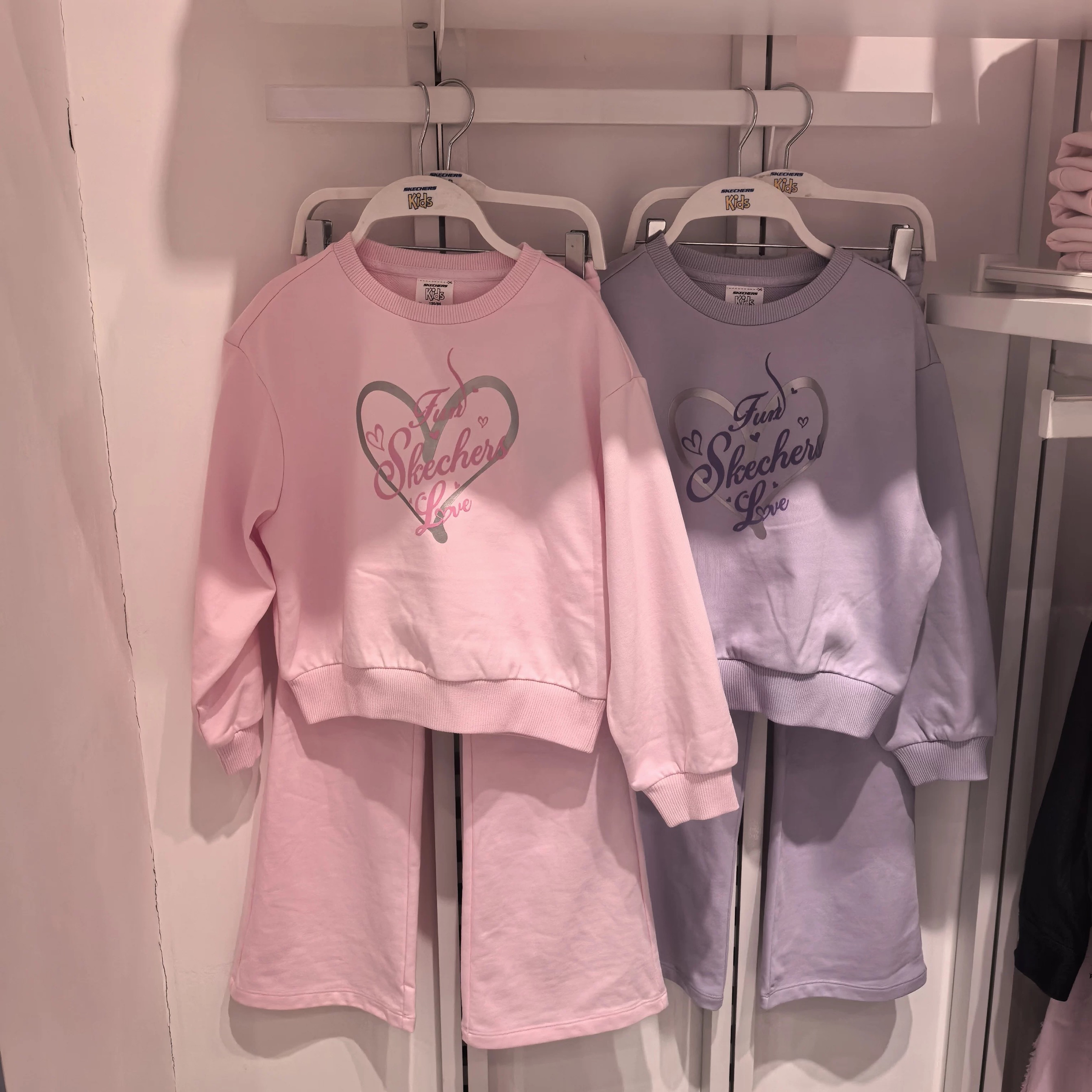 斯凯奇儿童2025年春季新款糖果女孩系列运动休闲针织套装L125G056