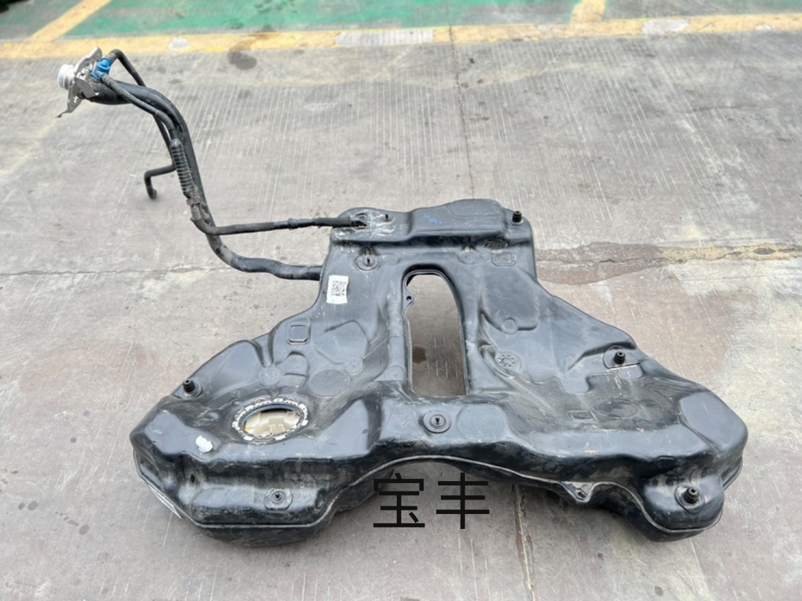 奥迪A6L 2.0油箱 C8油箱总成 原厂拆车 浮子测试正常 原装漂亮