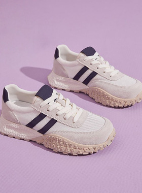 Women's moral training shoes, thick soled mesh sports shoes