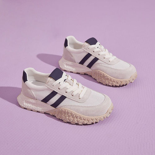 Women's moral training shoes, thick soled mesh sports shoes