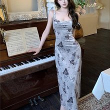 法式丝绒大花吊带连衣裙女冬季高级感别致绝美裙子