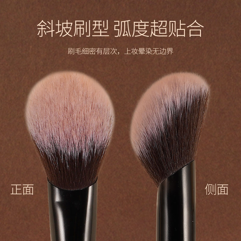 卡丽色木韵L005斜坡腮红刷膏状液体粉状妈生感腮红化妆刷高光提亮图片
