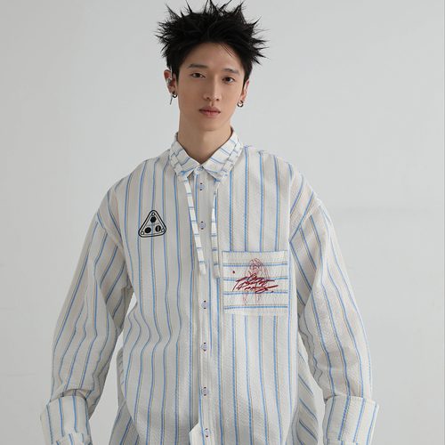 火钉不规则撞色条纹印花衬衫