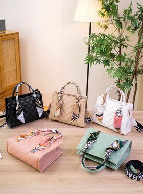 跨境女包2023ladies hand bags户外旅行包丝巾女士包菱格纹斜挎包