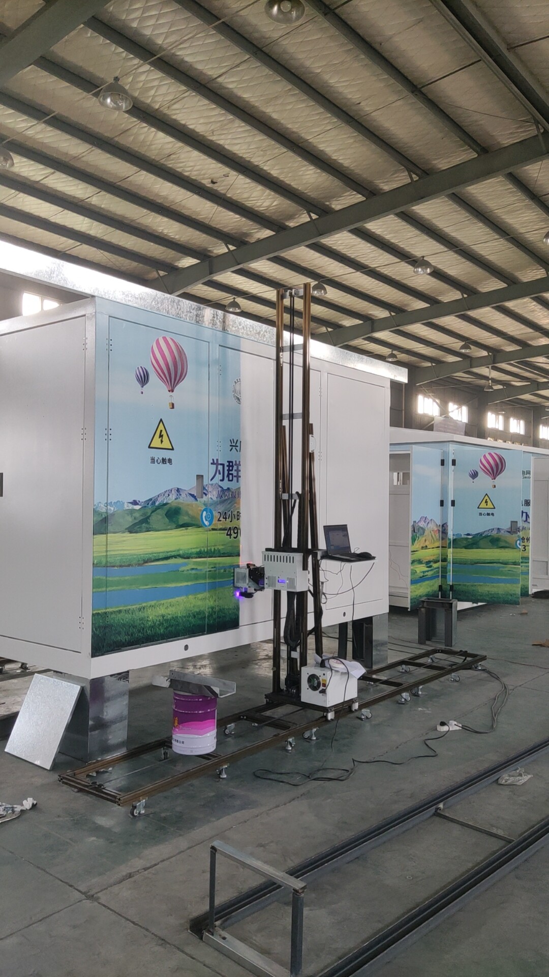 集装箱体喷绘机玻璃瓷砖金属板uv打印机卷闸门uv墙体机定金