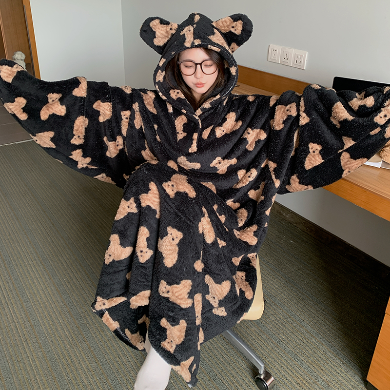 网红爆款大睡裙冬季小熊连帽女