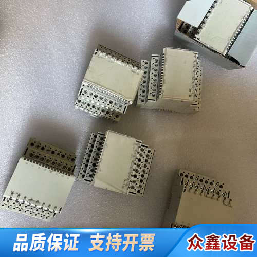 模块 TXM1.6R ，TXM1.8X剩1个，TXM1