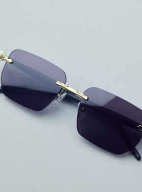 【防UV400】太阳镜男女同款复古潮流鎏金框翡翠脚套双色腿墨镜