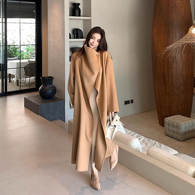 澳毛轻奢大翻领羊绒大衣女